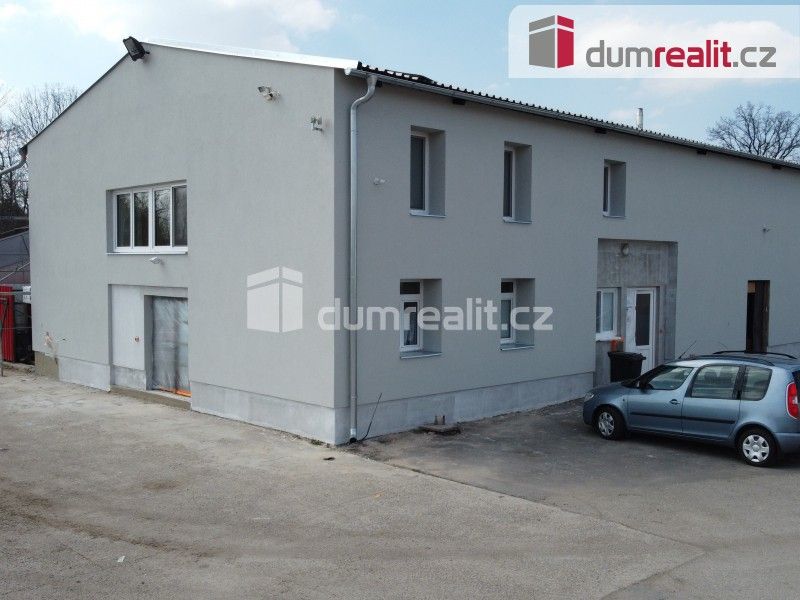 Prodej komerčního prostoru 4252 m² - foto 1