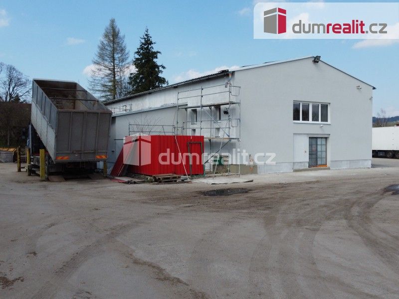 Prodej komerčního prostoru 4252 m² - foto 9