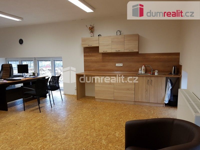 Prodej komerčního prostoru 4252 m² - foto 24