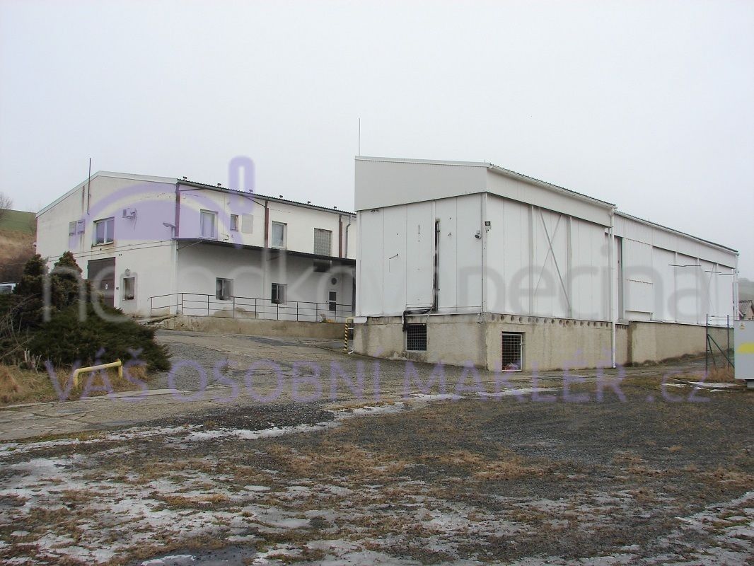 Prodej komerčního prostoru 3022 m² - foto 1