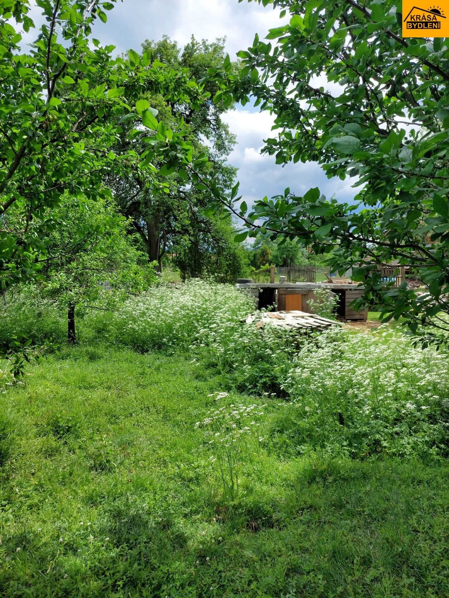 Prodej pozemku 550 m² - foto 1