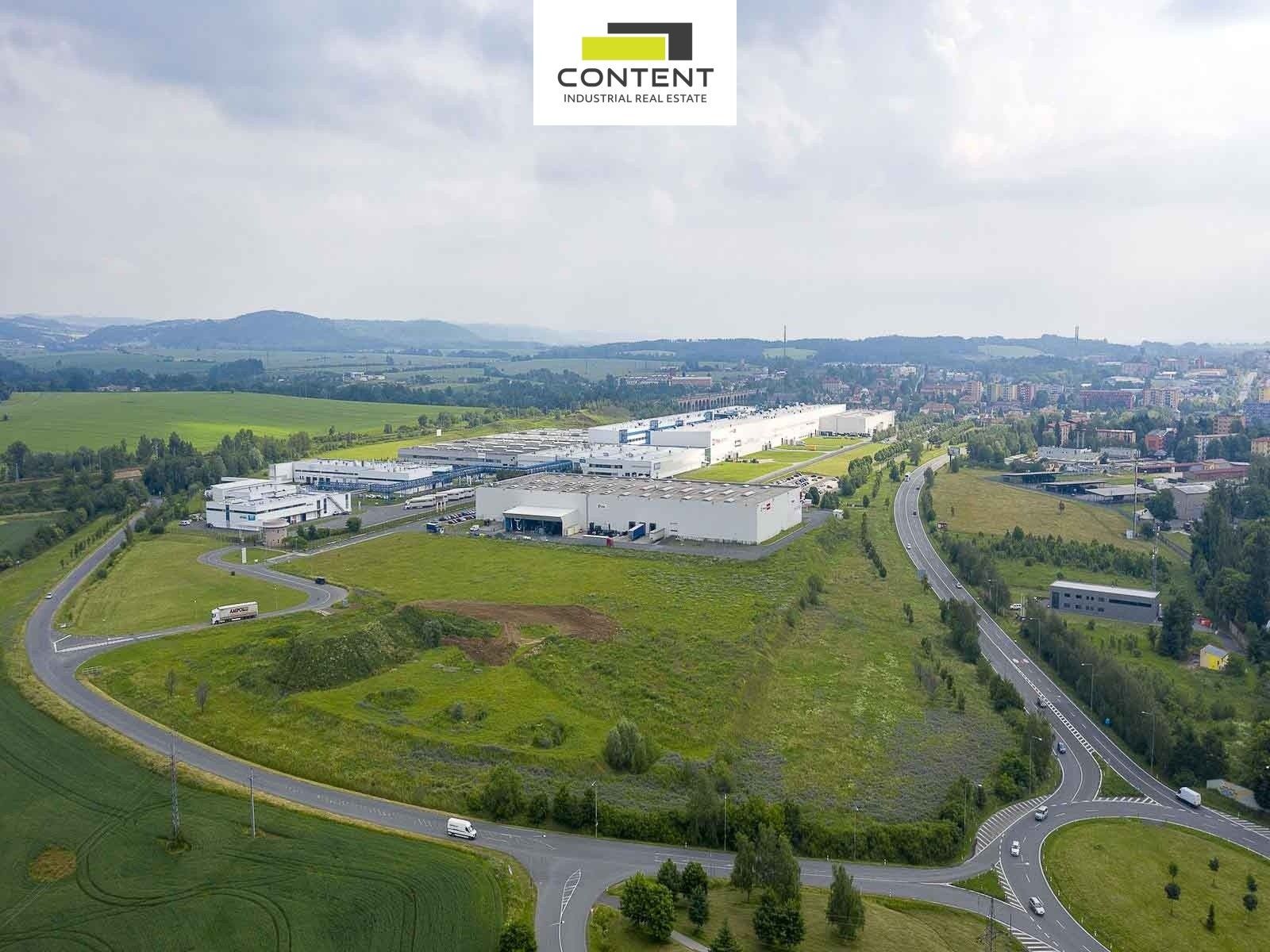 Pronájem komerčního prostoru 901 m² - foto 12