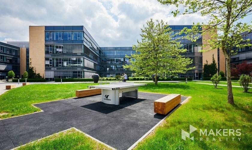Pronájem komerčního prostoru 2540 m² - foto 2