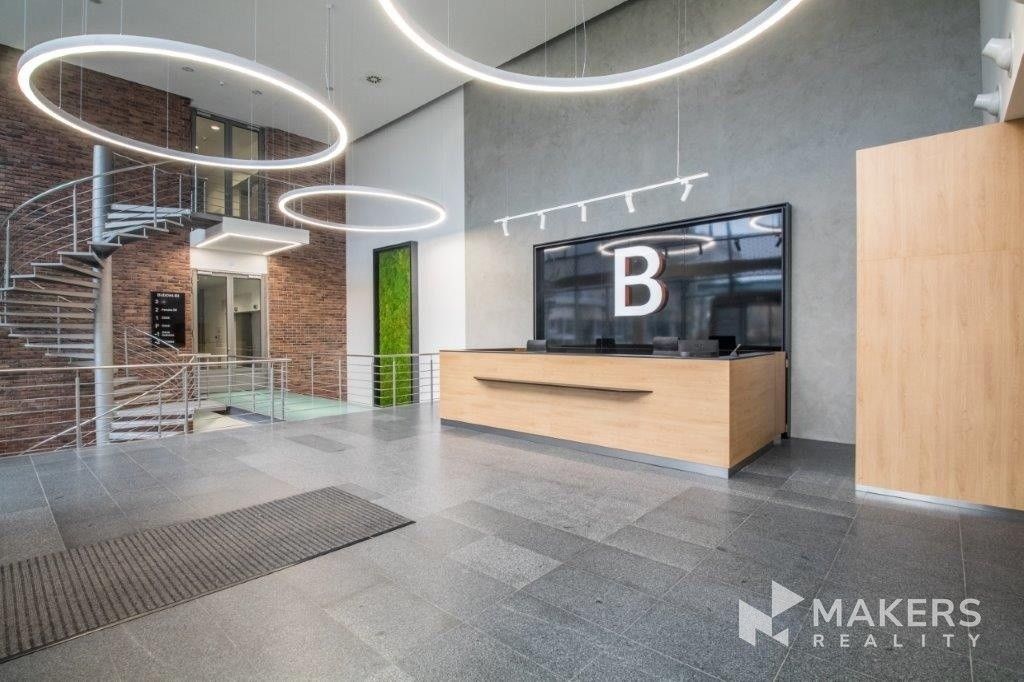 Pronájem komerčního prostoru 2540 m² - foto 4