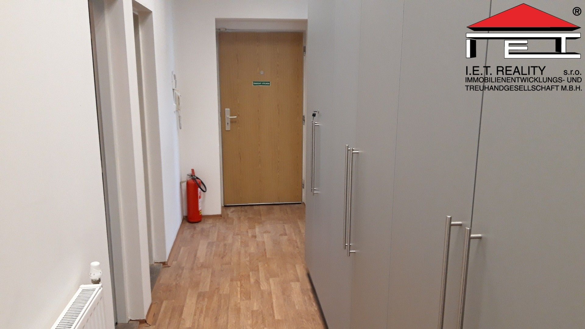 Pronájem komerčního prostoru 142 m² - foto 7
