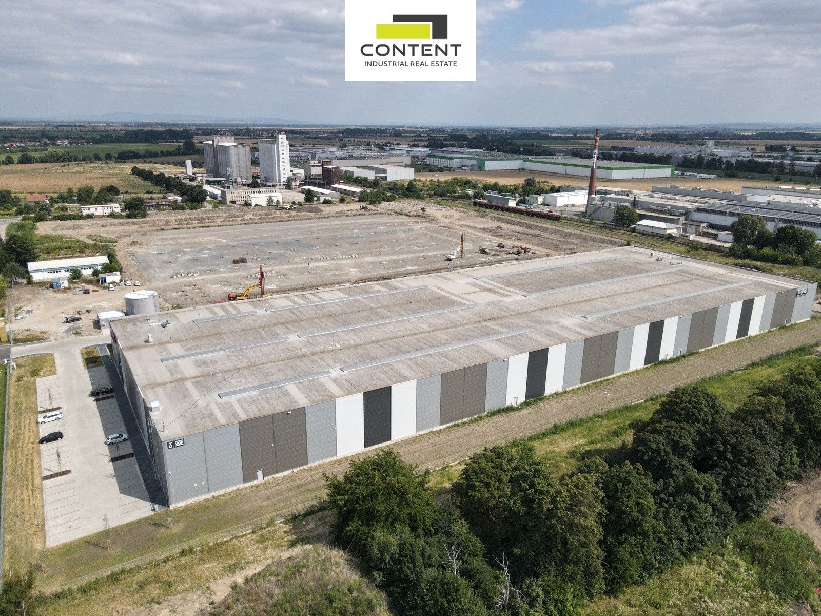Pronájem komerčního prostoru 4000 m² - foto 3