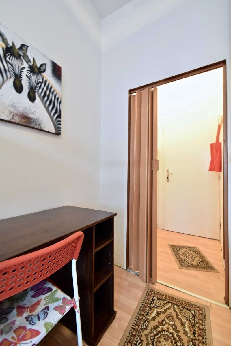 Pronájem bytu 1+kk 20 m² - foto 3