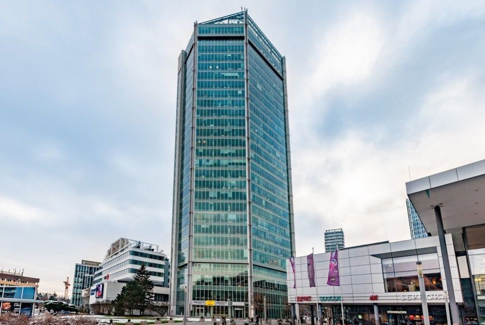 Pronájem komerčního prostoru 266 m² - foto 2