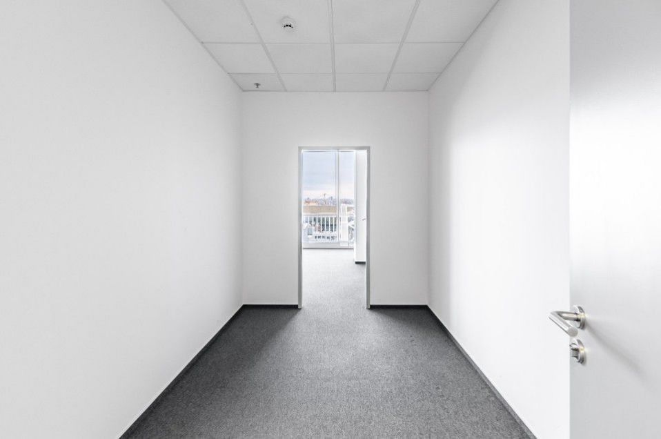 Pronájem komerčního prostoru 266 m² - foto 11