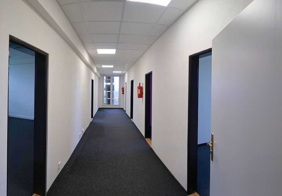 Pronájem komerčního prostoru 16 m² - foto 1