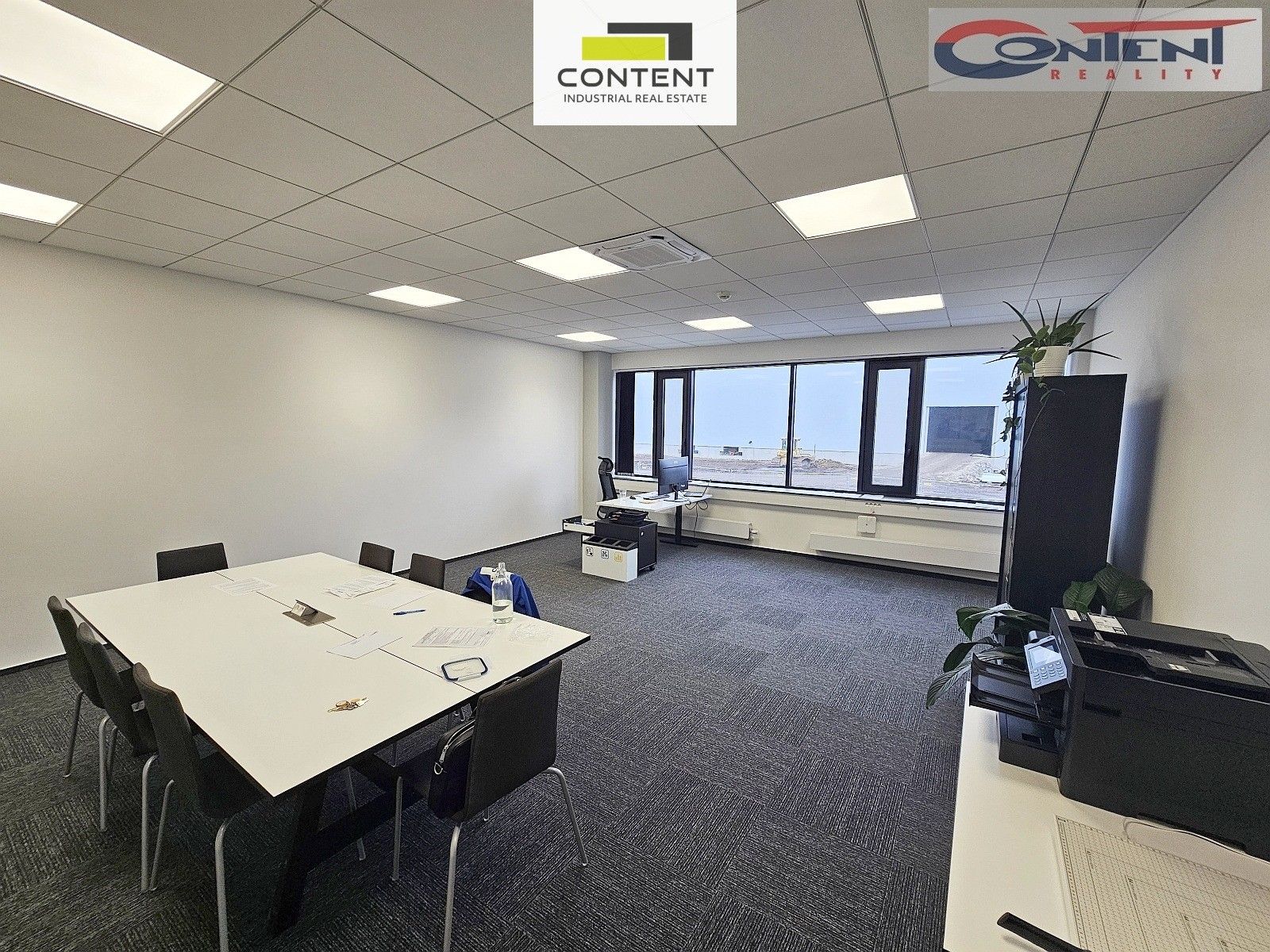 Pronájem komerčního prostoru 900 m² - foto 12