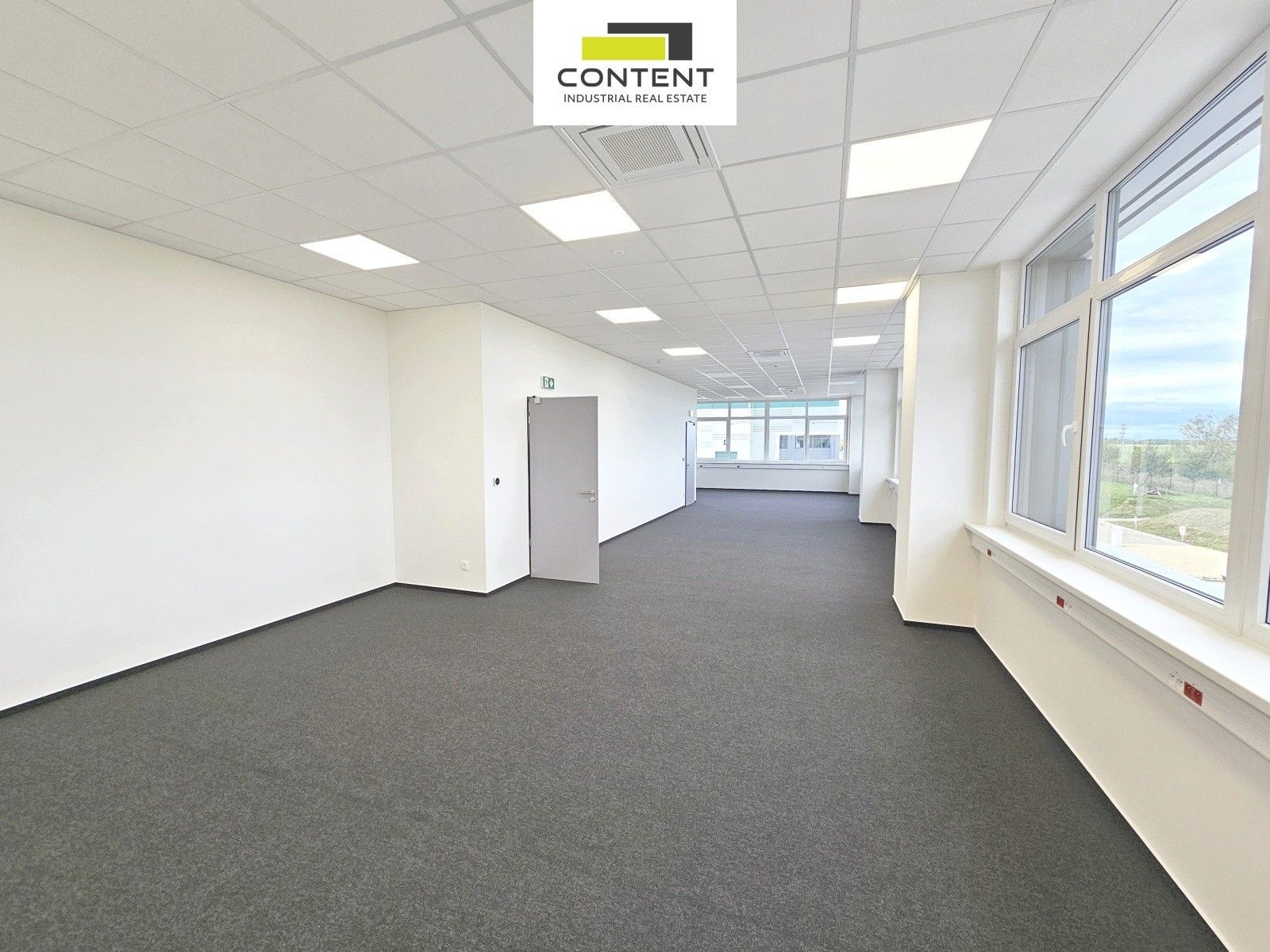 Pronájem komerčního prostoru 5872 m² - foto 8