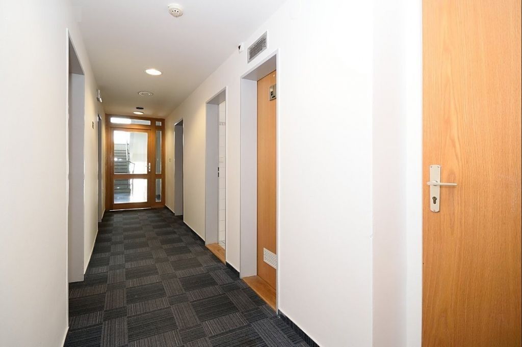 Pronájem komerčního prostoru 19.5 m² - foto 6