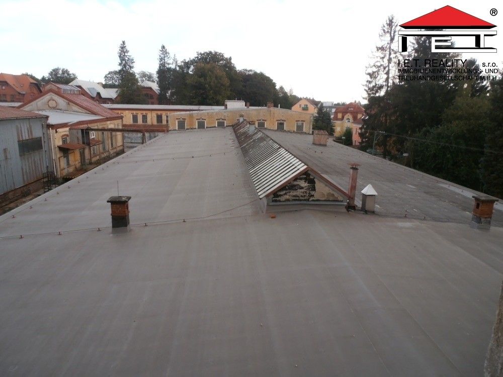 Prodej komerčního prostoru 8650 m² - foto 19