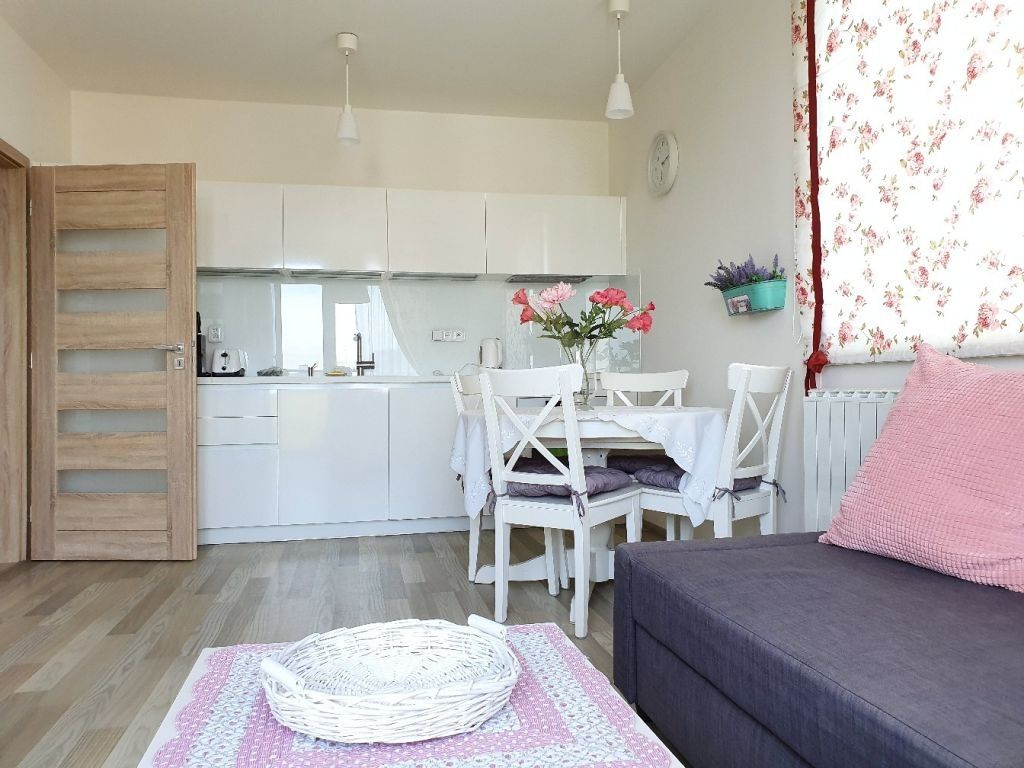 Pronájem bytu 2+kk 40 m² - foto 1