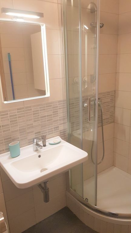 Pronájem bytu 2+kk 40 m² - foto 9