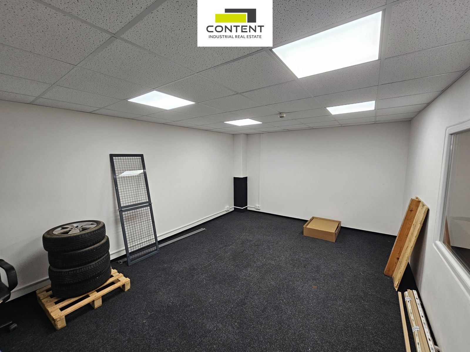 Pronájem komerčního prostoru 334 m² - foto 11
