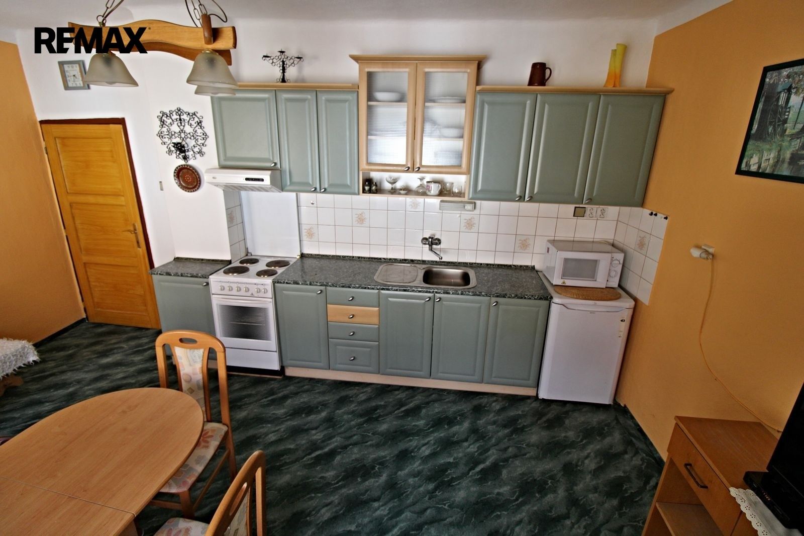 Prodej nemovitosti 460 m² - foto 6