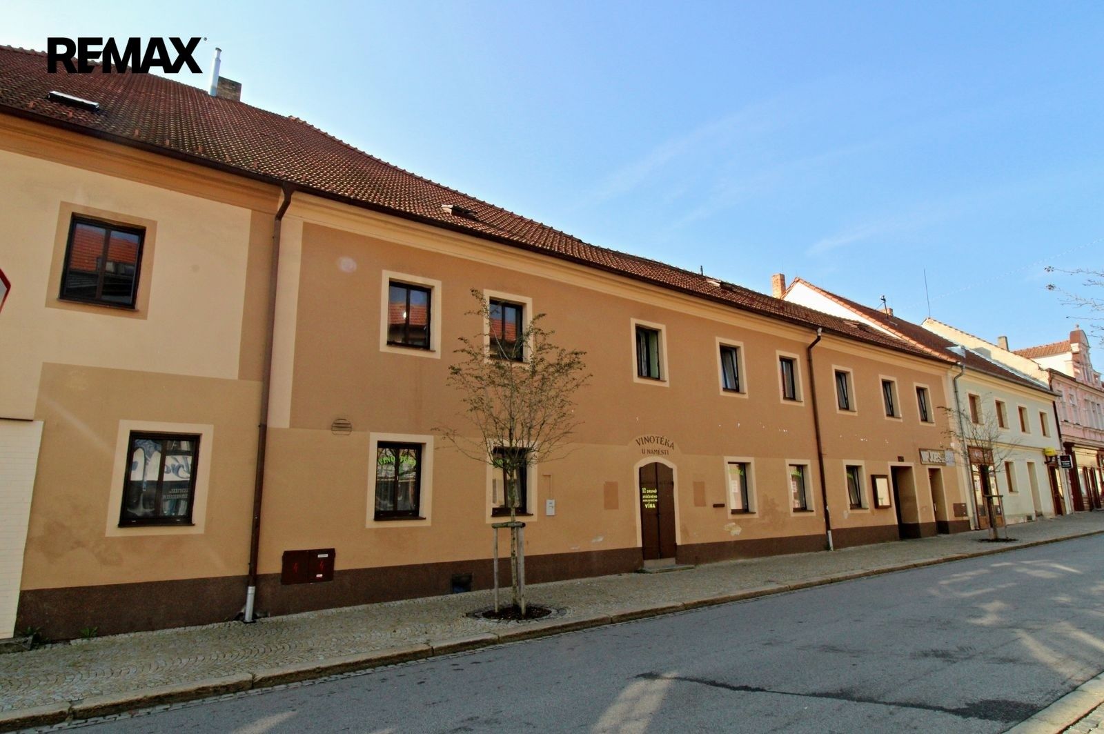 Prodej nemovitosti 460 m² - foto 5