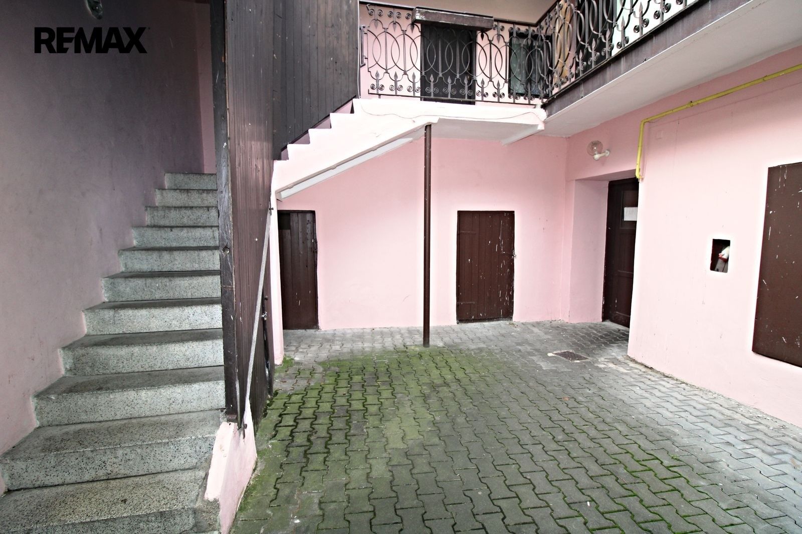 Prodej nemovitosti 460 m² - foto 22