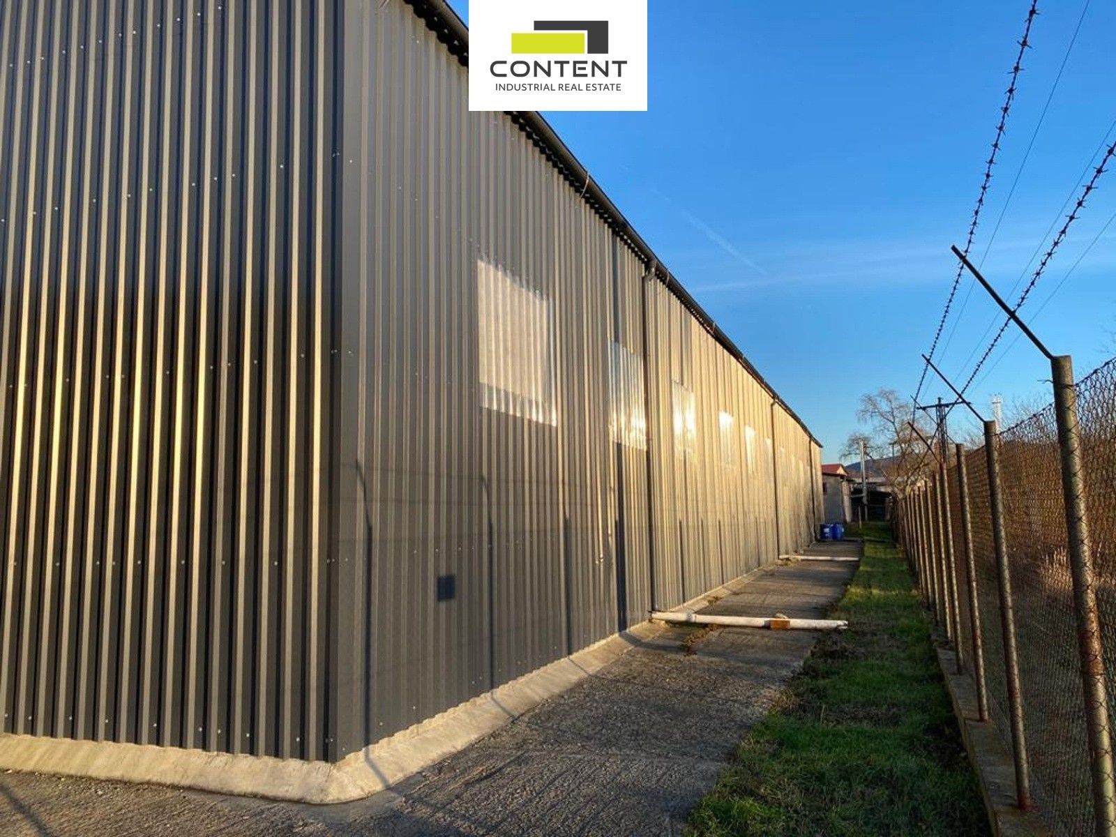 Pronájem komerčního prostoru 880 m² - foto 10