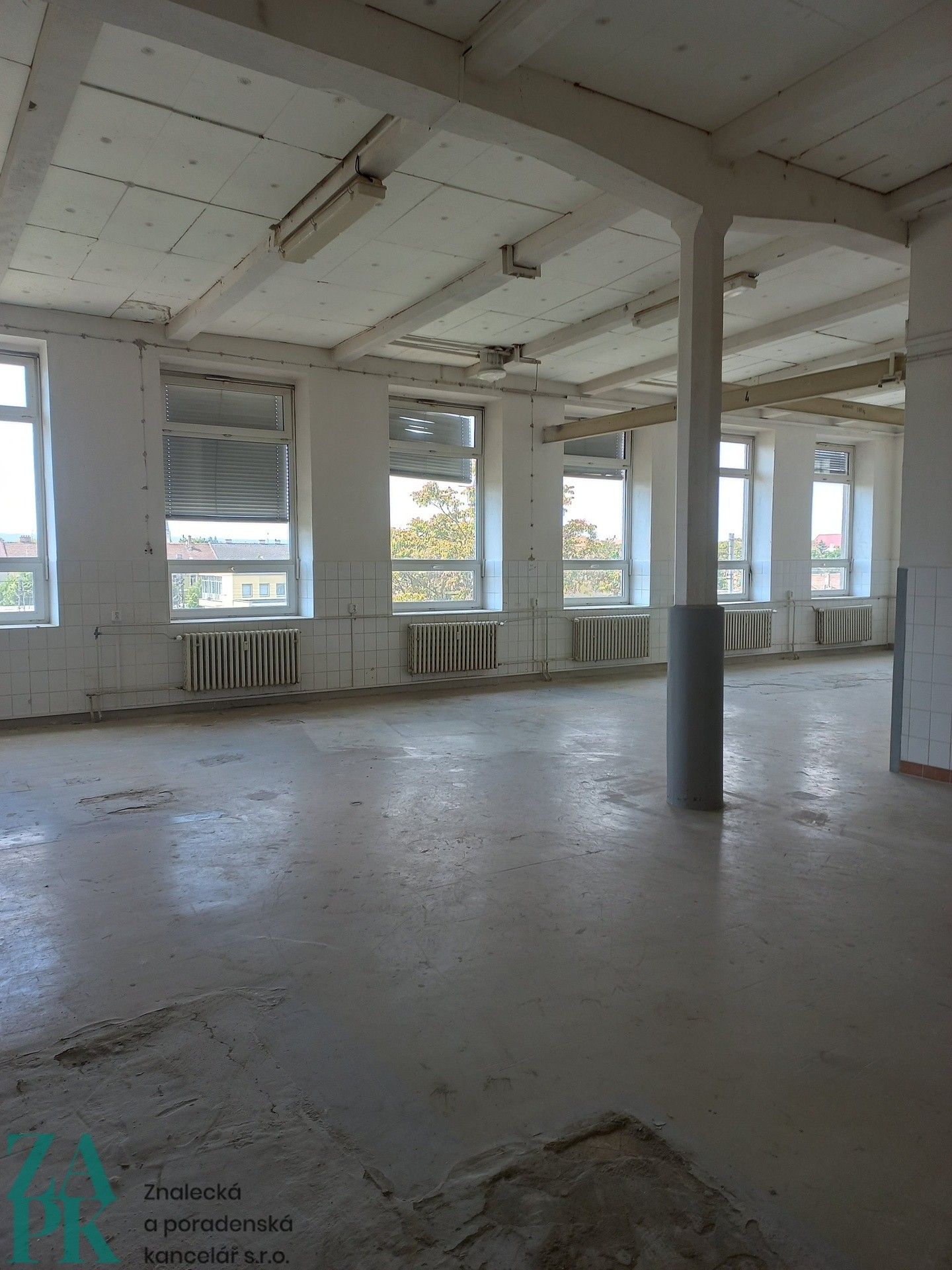 Pronájem komerčního prostoru 88 m² - foto 4