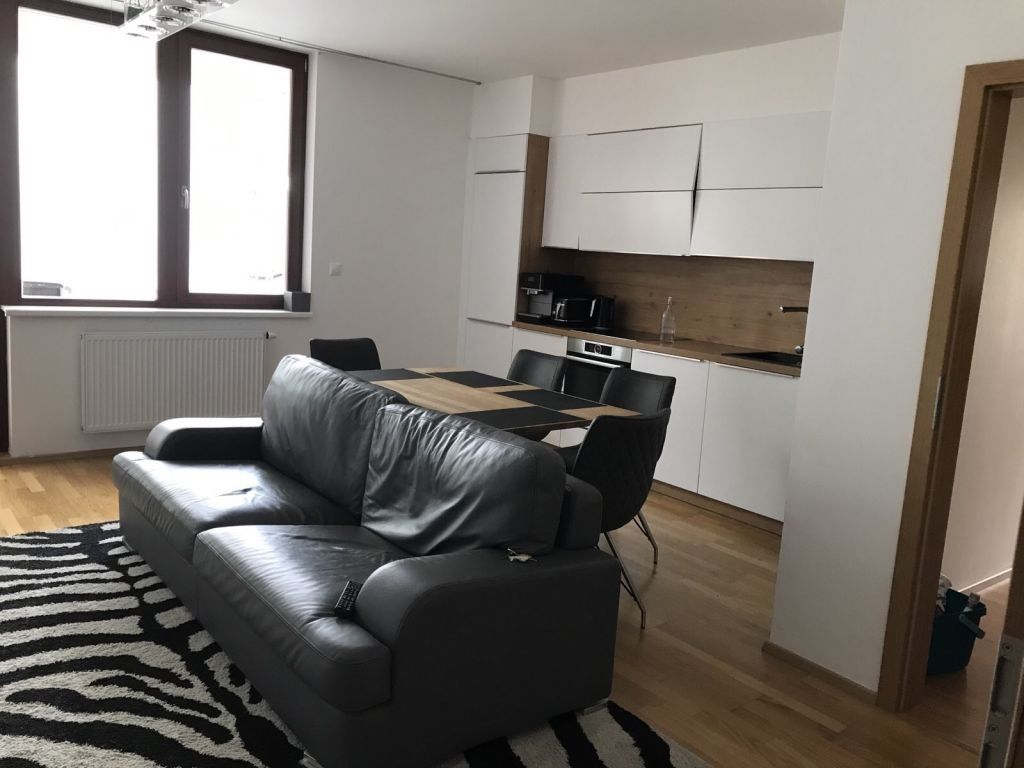 Prodej bytu 3+kk 75 m² - foto 2