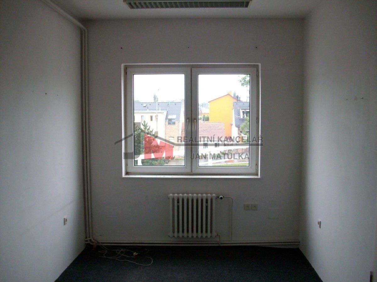 Pronájem komerčního prostoru 14 m² - foto 4