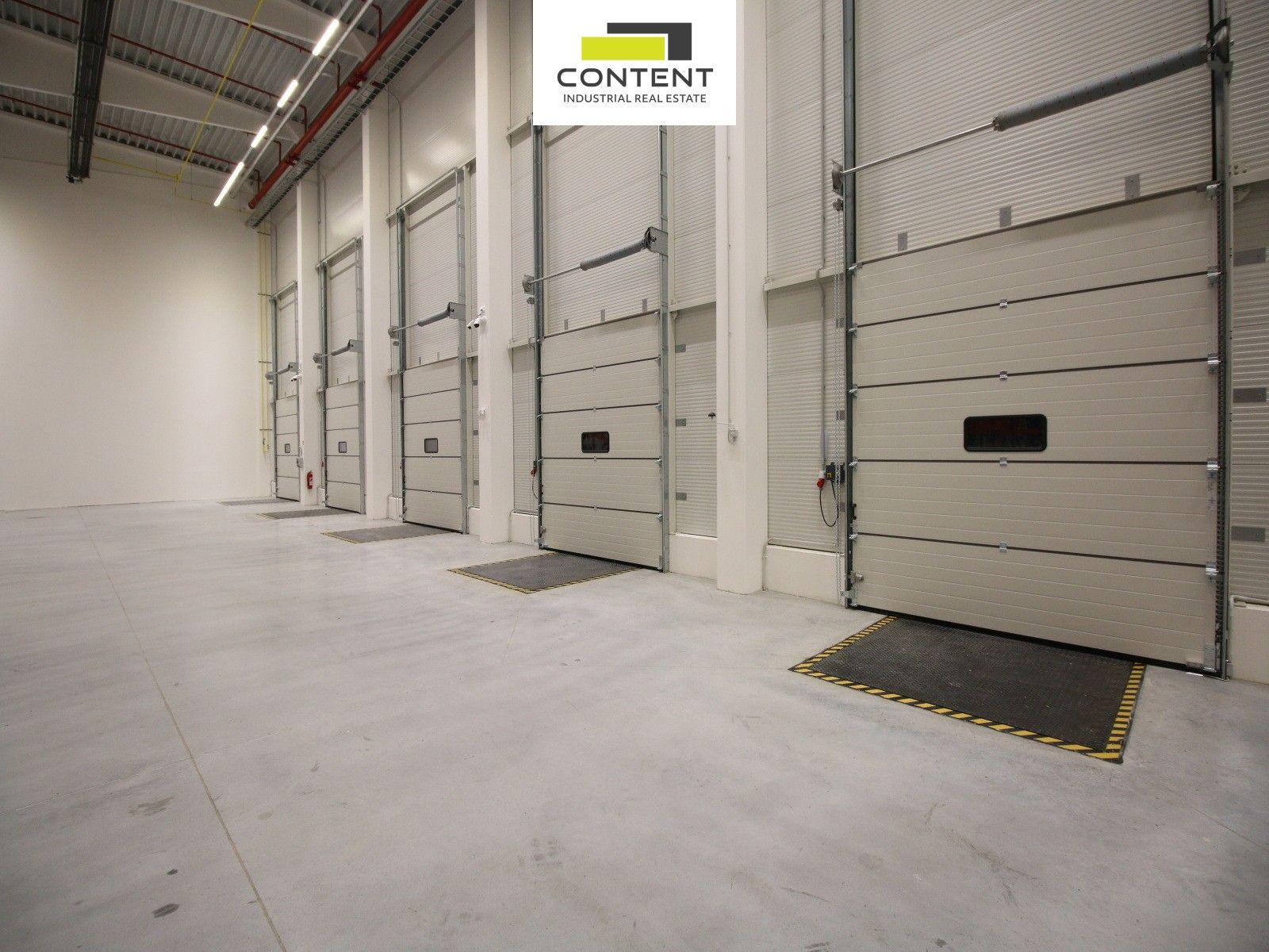 Pronájem komerčního prostoru 24000 m² - foto 8