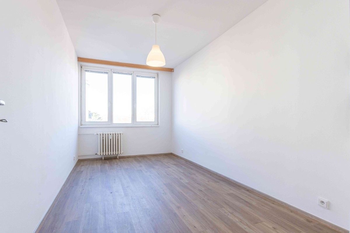 Pronájem bytu 2+kk 42 m² - foto 3