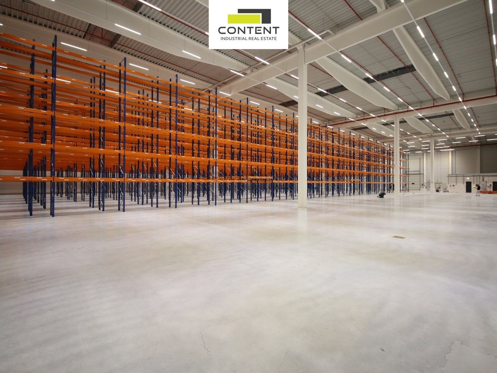 Pronájem komerčního prostoru 24000 m² - foto 14
