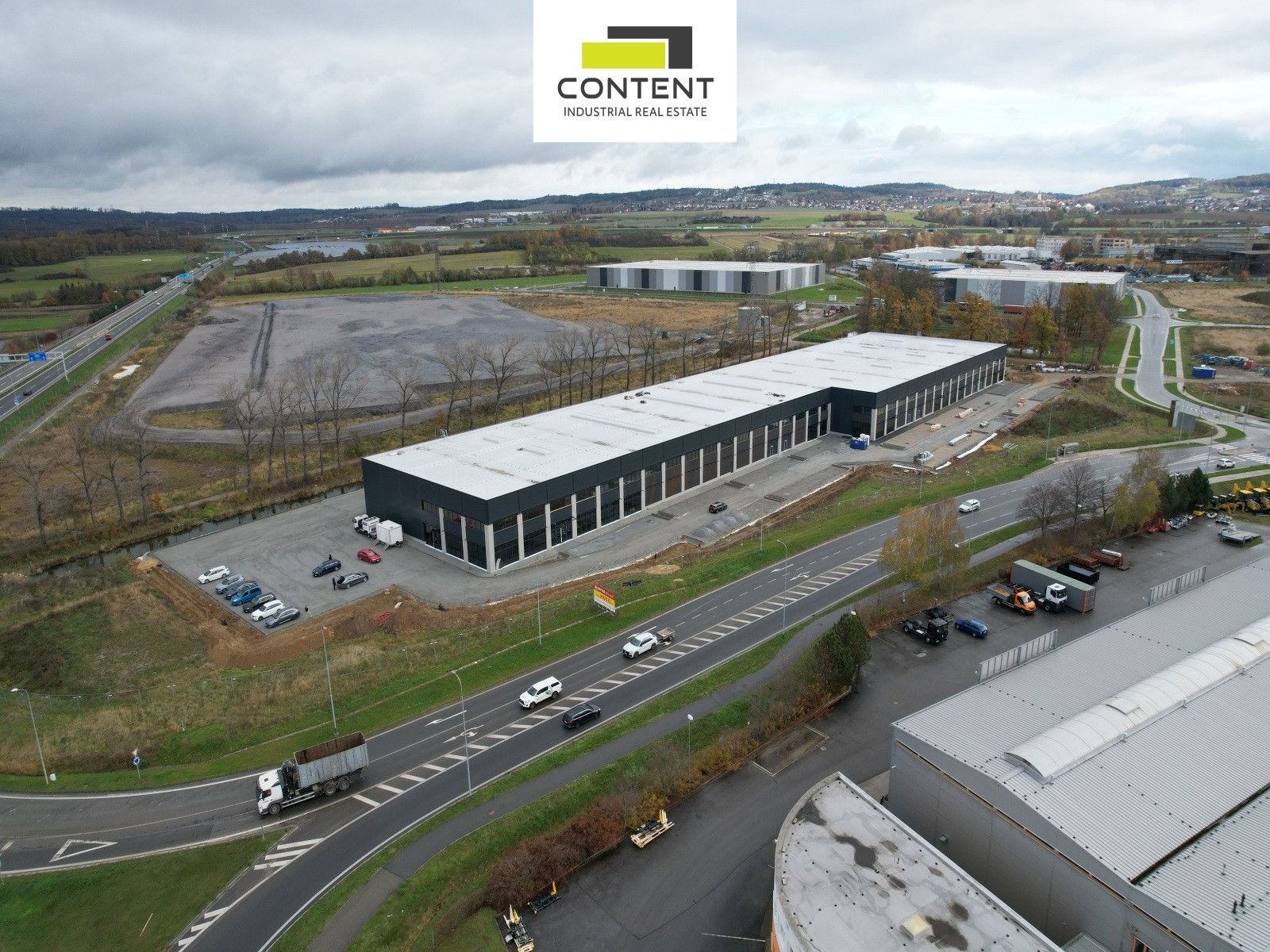 Pronájem komerčního prostoru 24000 m² - foto 16