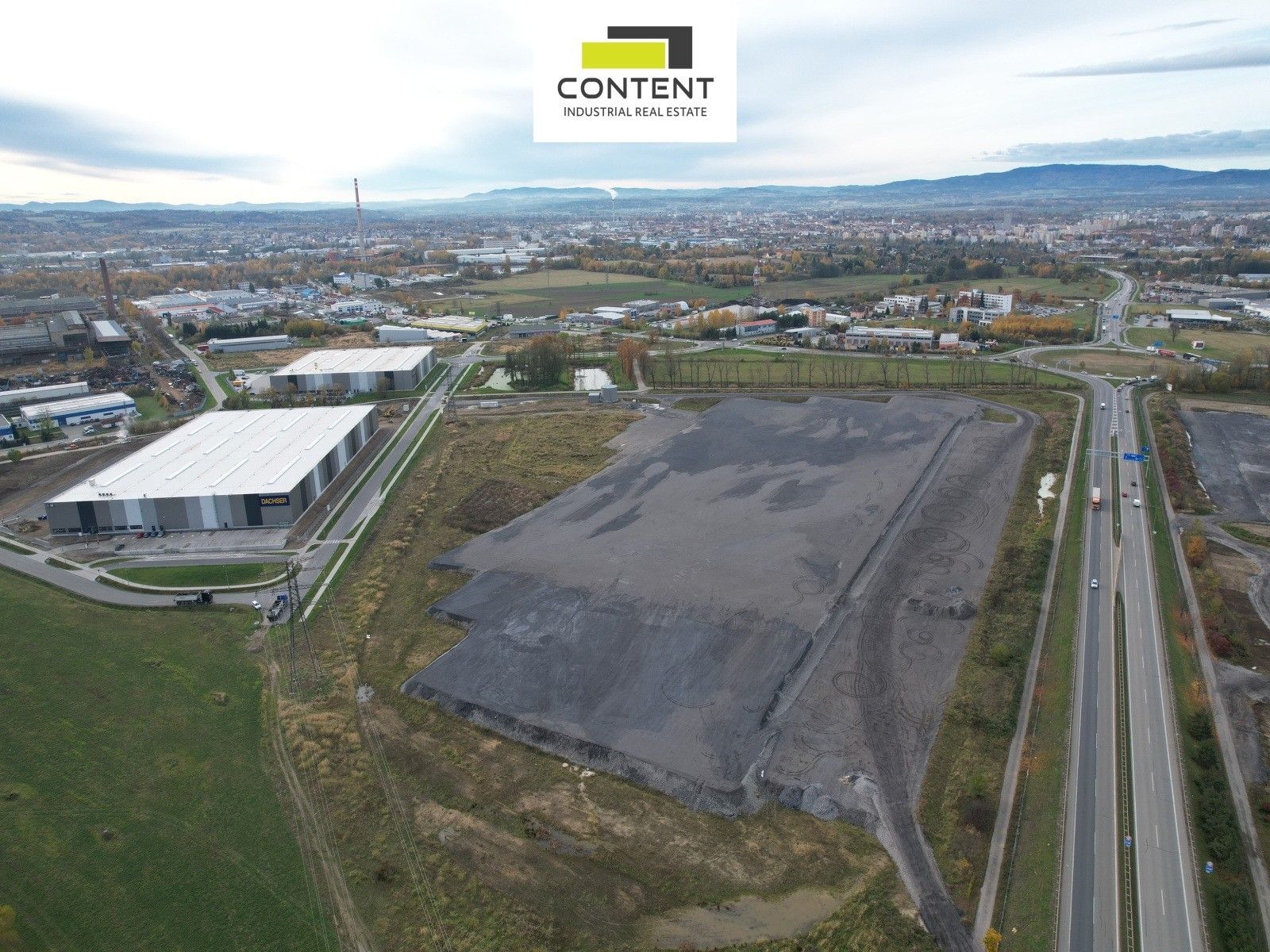 Pronájem komerčního prostoru 24000 m² - foto 11