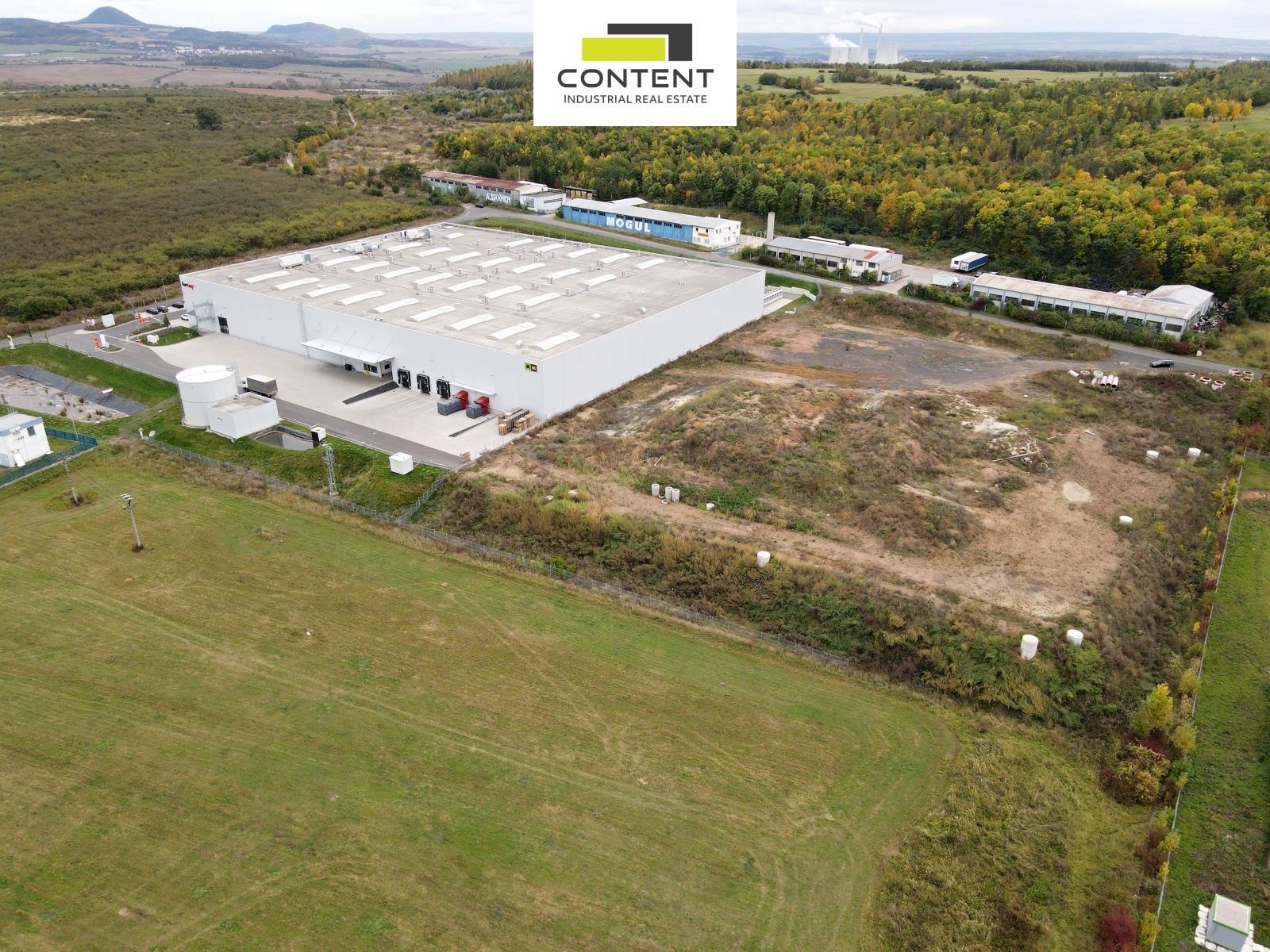 Pronájem komerčního prostoru 4356 m² - foto 4