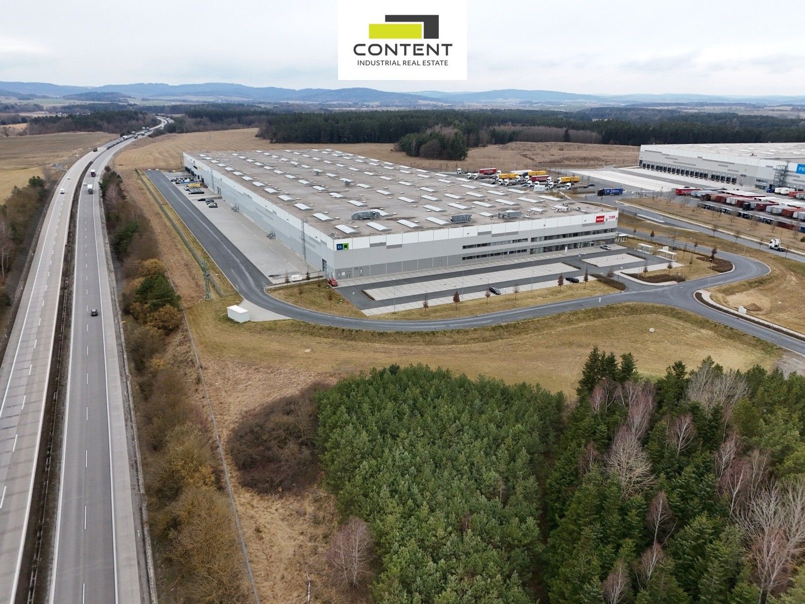Pronájem komerčního prostoru 2377 m² - foto 11