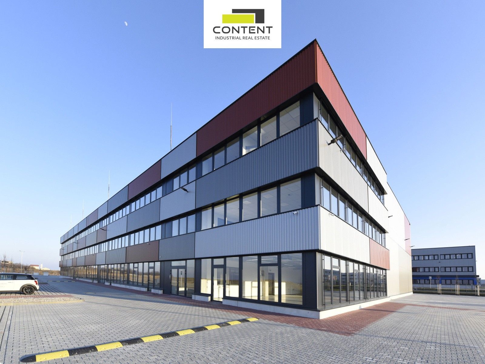 Pronájem komerčního prostoru 2460 m² - foto 6