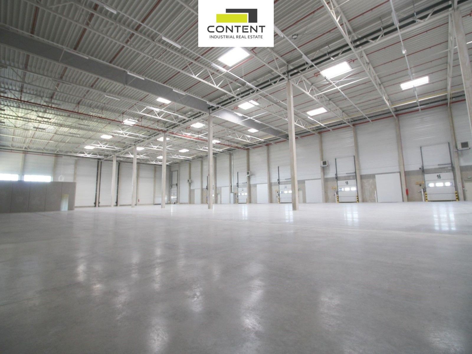 Pronájem komerčního prostoru 11000 m² - foto 2
