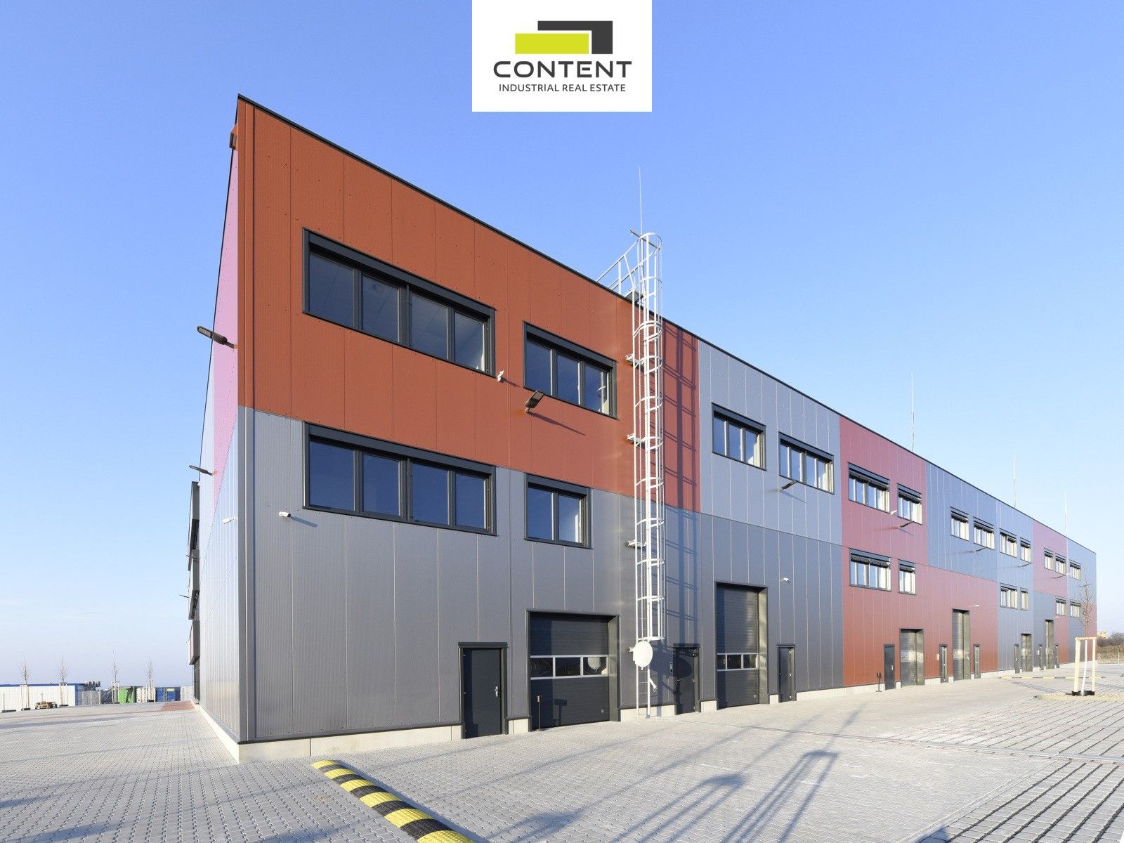 Pronájem komerčního prostoru 2460 m² - foto 4