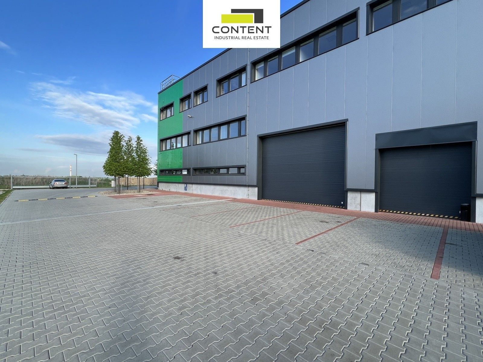 Pronájem komerčního prostoru 2460 m² - foto 21