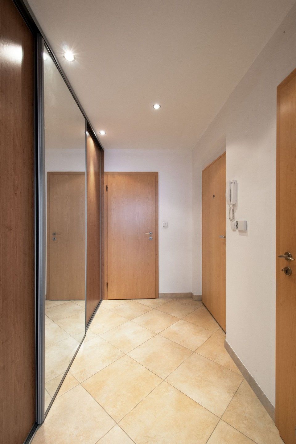 Pronájem bytu 1+kk 36 m² - foto 3