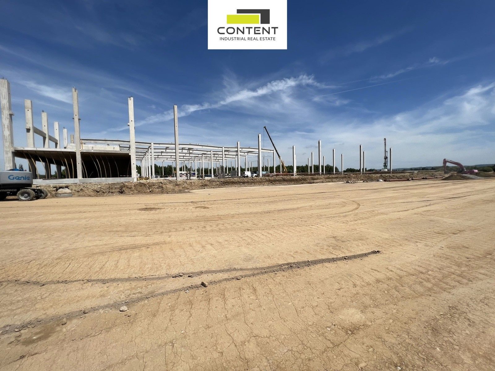 Pronájem komerčního prostoru 15000 m² - foto 7