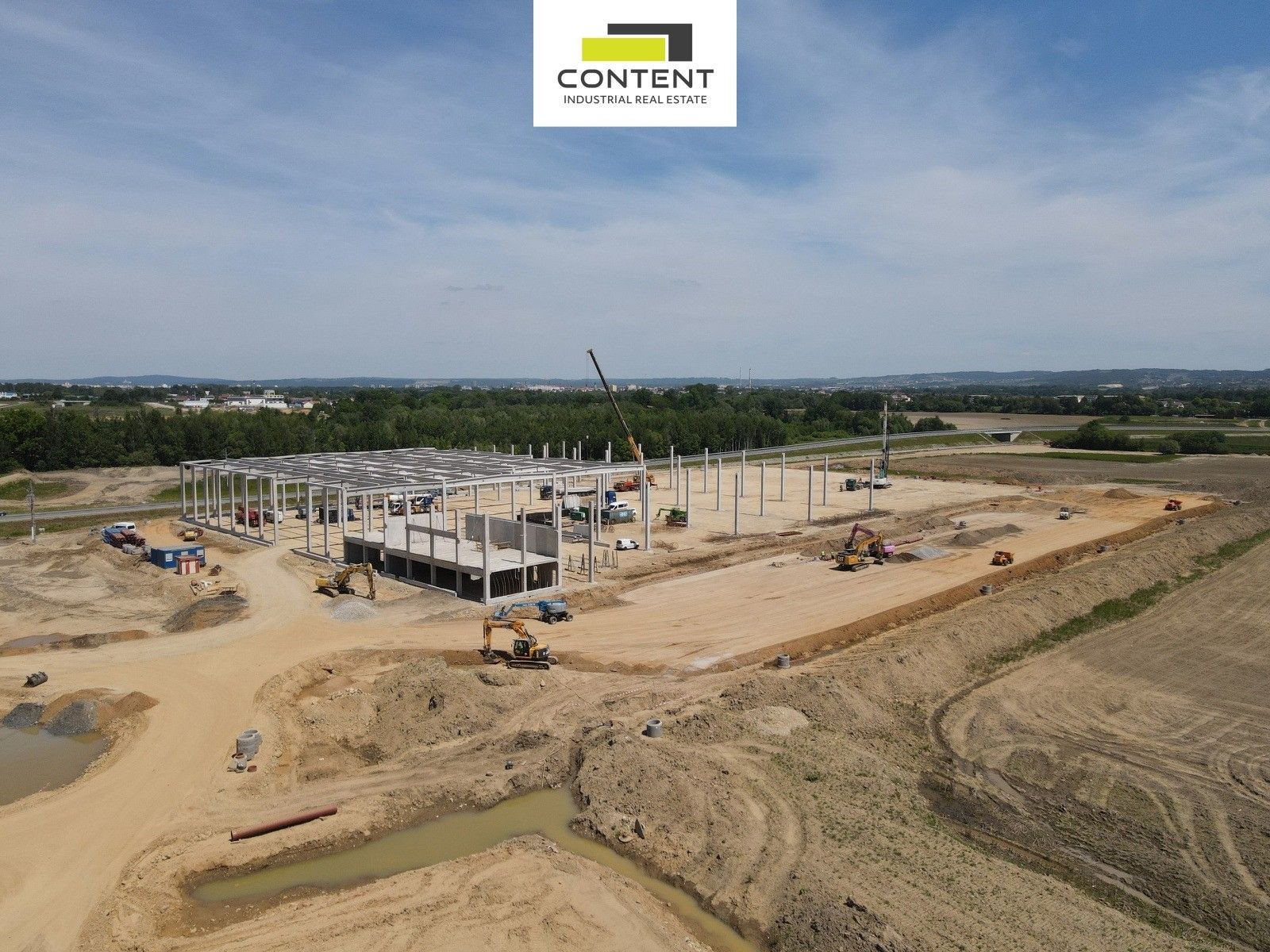 Pronájem komerčního prostoru 15000 m² - foto 9