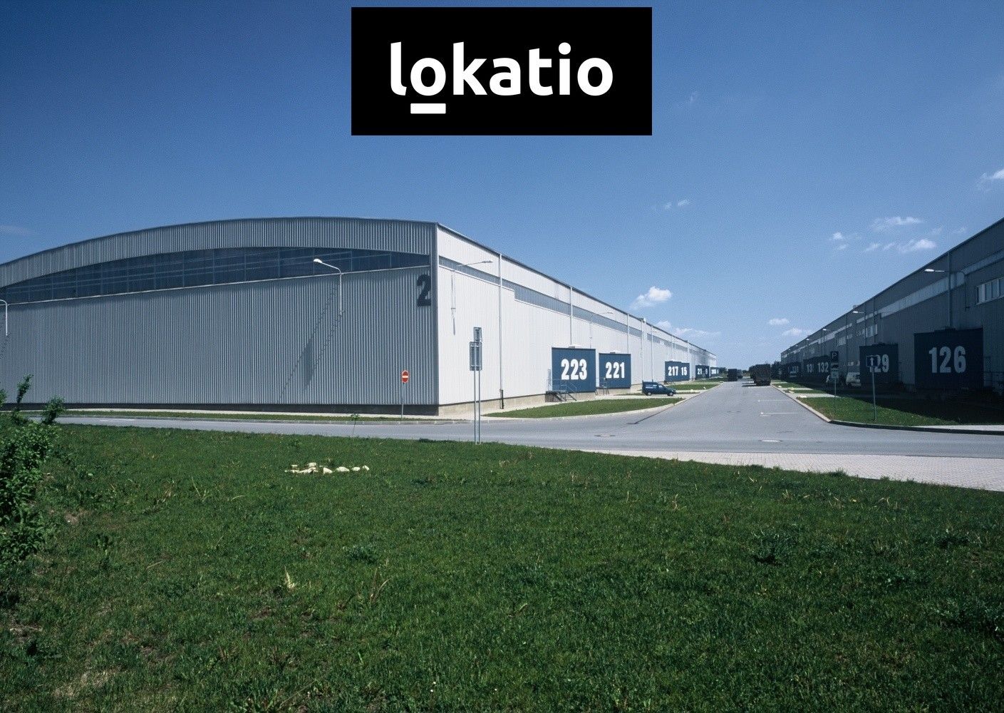 Pronájem komerčního prostoru 4432 m² - foto 1