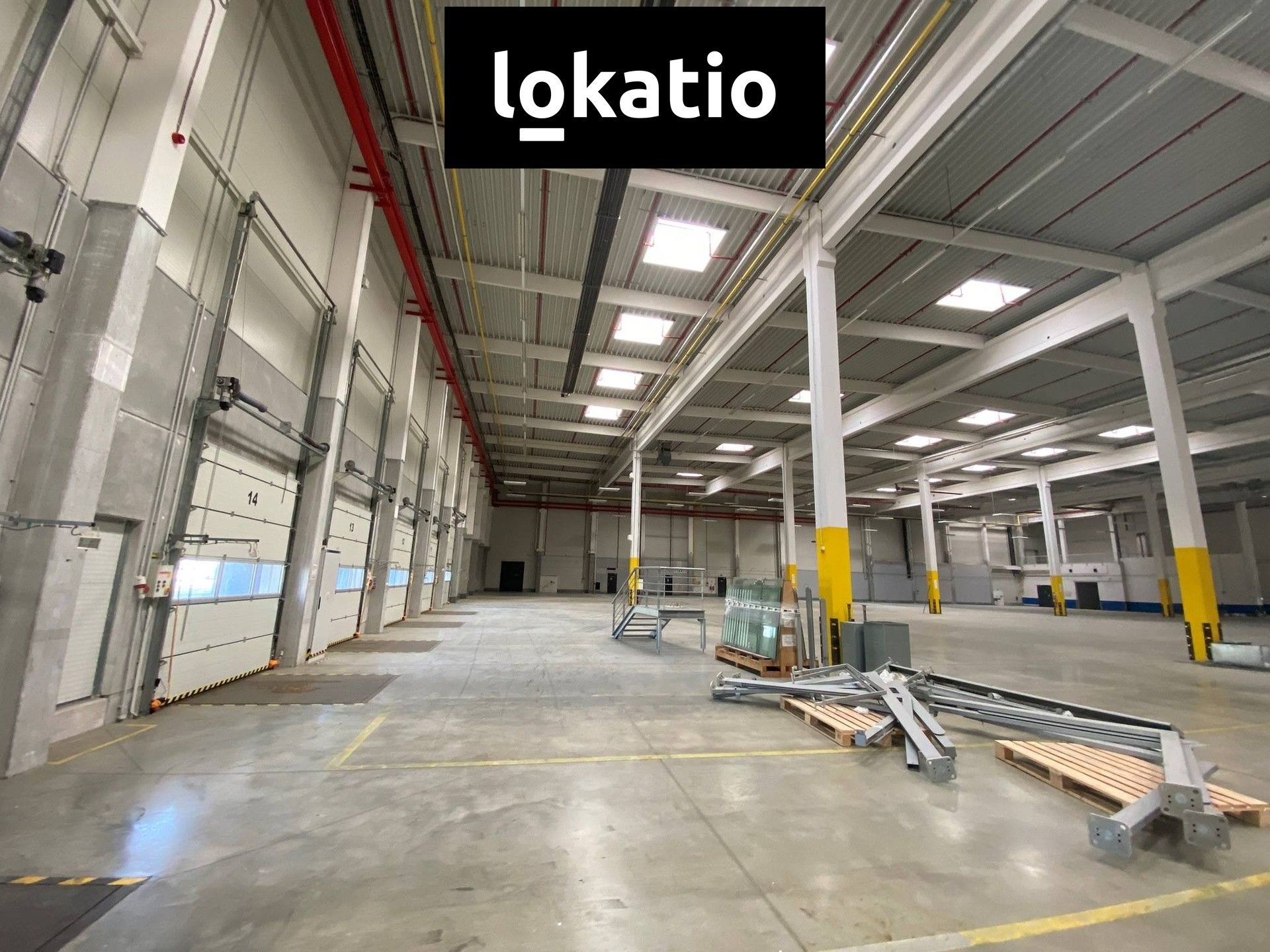 Pronájem komerčního prostoru 8100 m² - foto 8