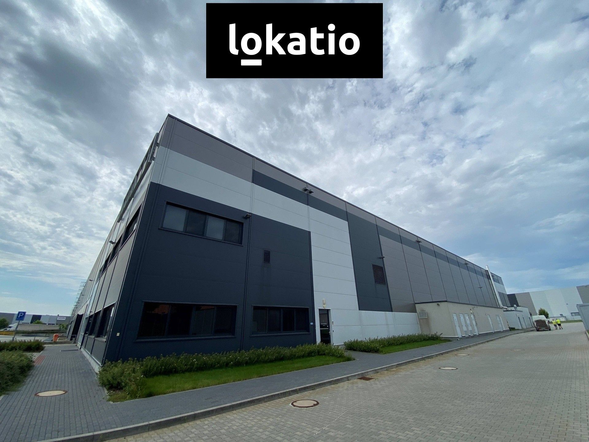 Pronájem komerčního prostoru 8100 m² - foto 1