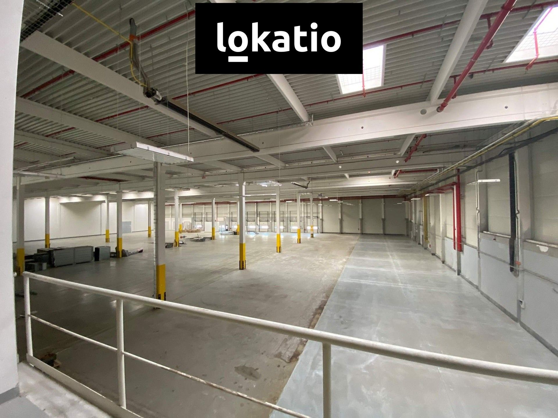 Pronájem komerčního prostoru 8100 m² - foto 9