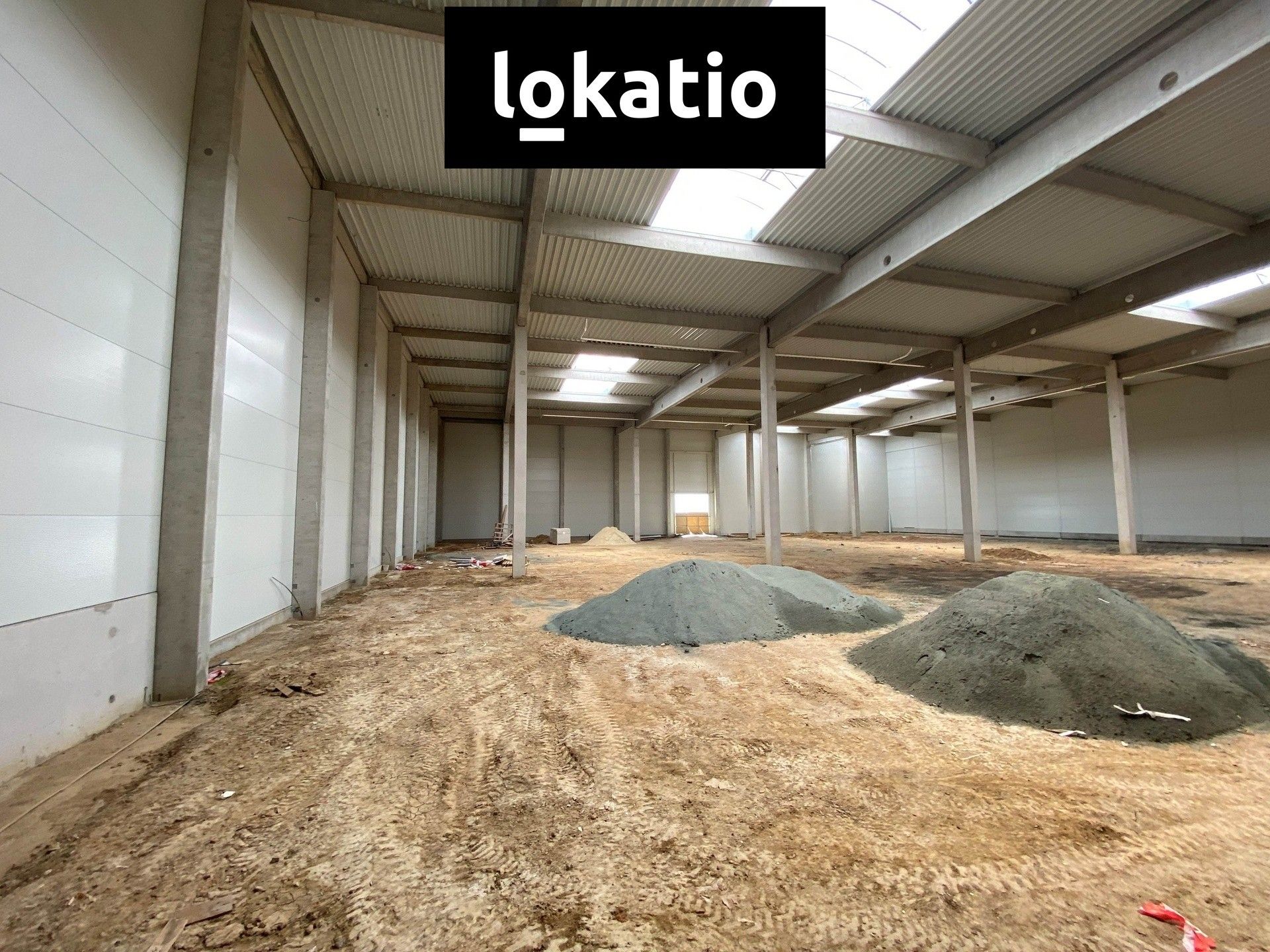 Pronájem komerčního prostoru 3078 m² - foto 3