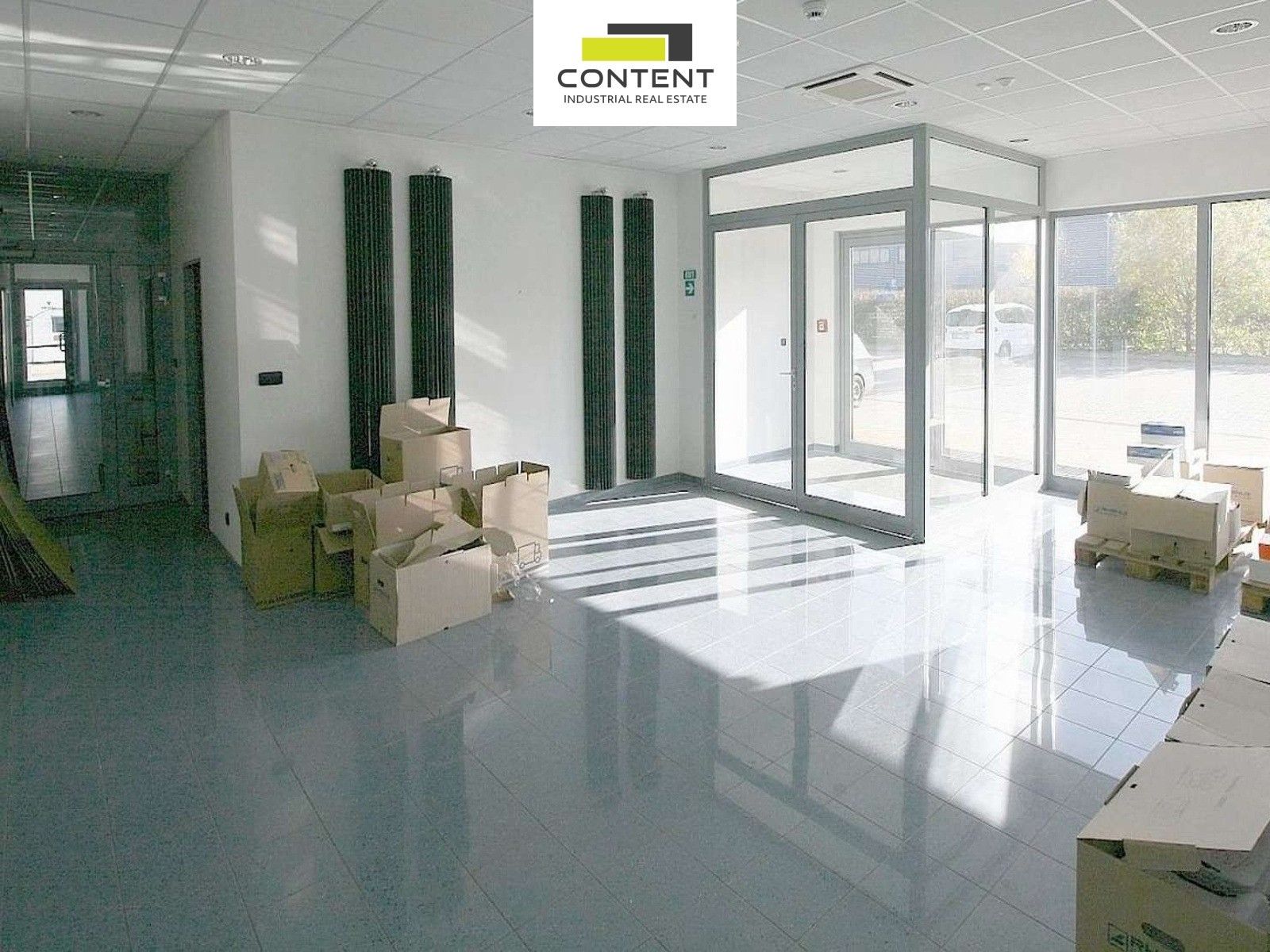 Pronájem komerčního prostoru 7000 m² - foto 17