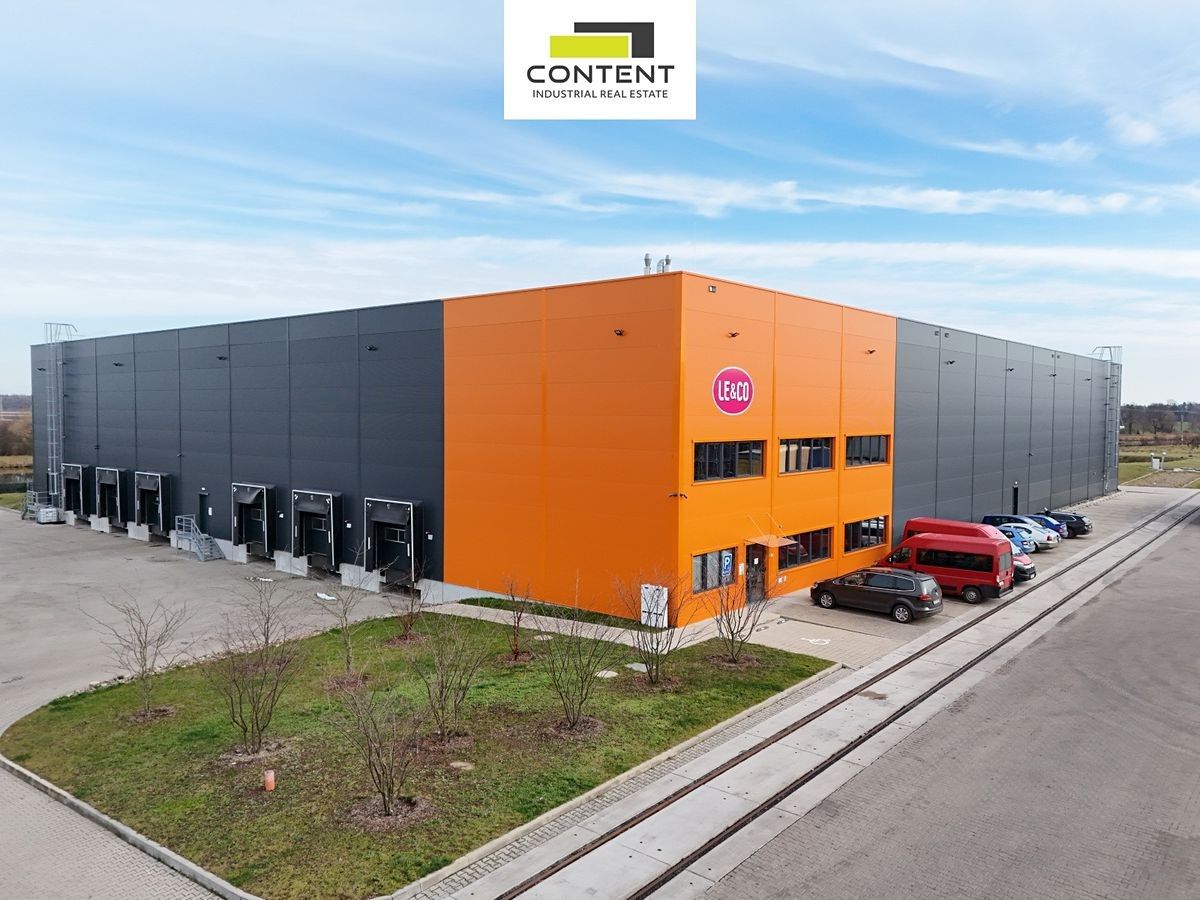Pronájem komerčního prostoru 4859 m² - foto 16