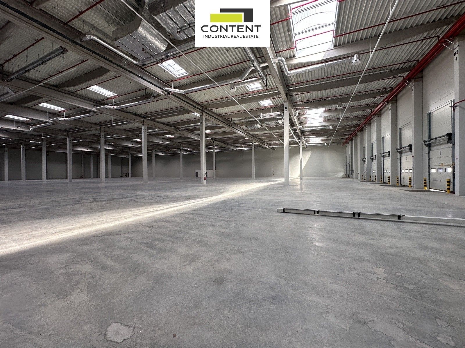 Pronájem komerčního prostoru 5000 m² - foto 4
